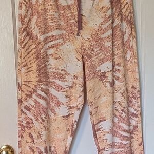NWOT: XL LuLaRoe Tye Dye Jax